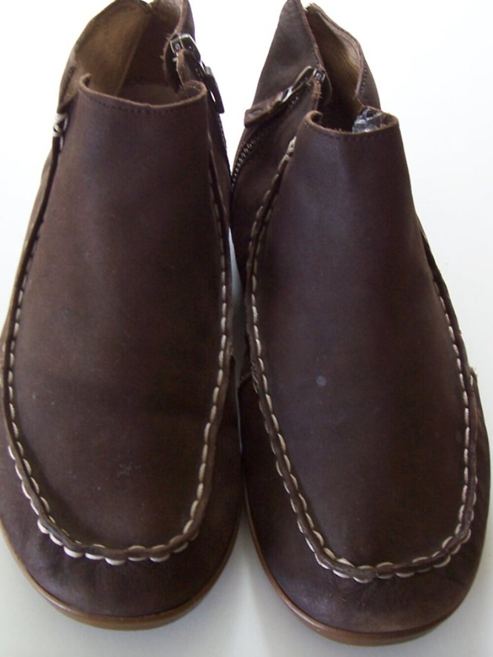 Olukai Wali Ankle Boot Women's Size 10 Moc Toe with Slip on Side Zip Zero Drop